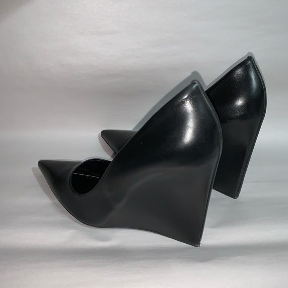 BALENCIAGA size 38.5 KNIFE wedge heel PUMPS - Picture 7 of 10